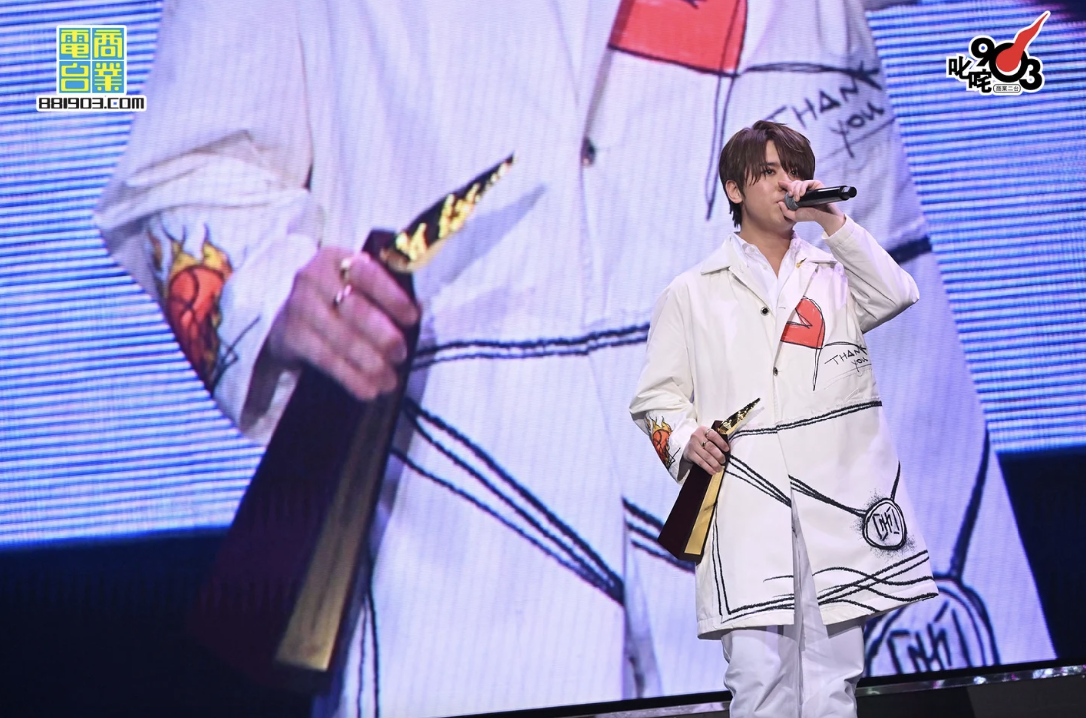 早前姜濤在叱咤台上身材暴漲加上表現失準被網民批評。