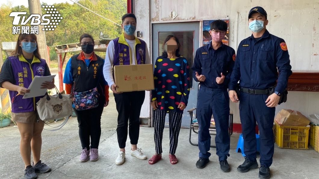 早已喪偶的呂婆婆，在女兒離世後手足無措，惟有向警方求助。