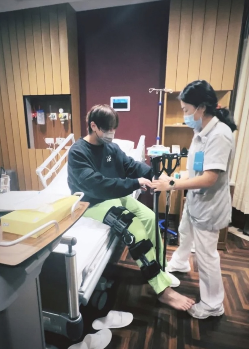 姜濤去年11月因腳傷動手術。