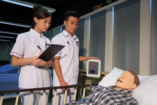 校長陳慧慈表示,2022年度學士畢業生,有4成人畢業後一個月獲聘用,逾95%於醫管局工作。