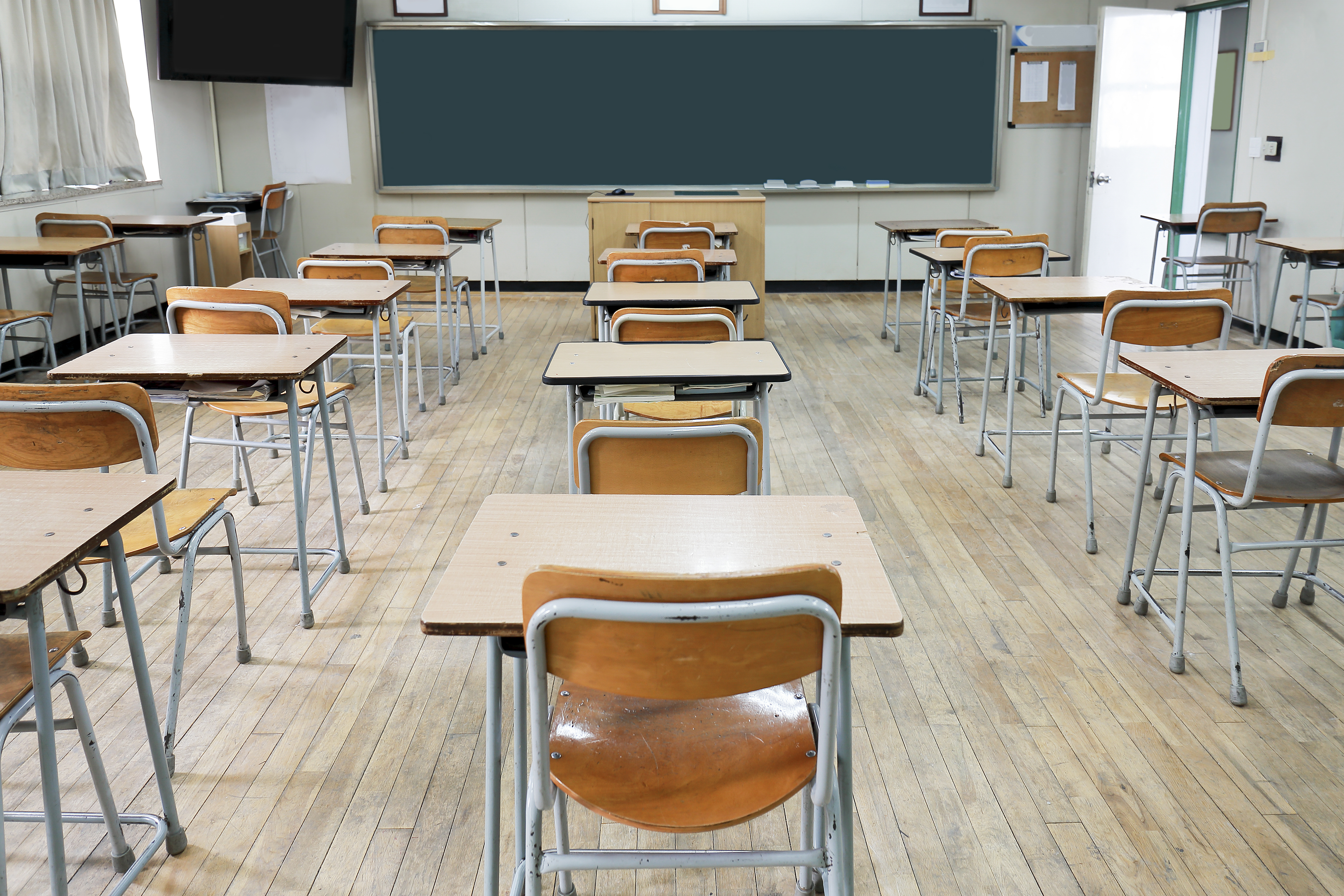 急性腸胃炎容易在人多聚集的地方,如學校、安老院舍、酒店、遊戲設施場地及郵輪等引致爆發。