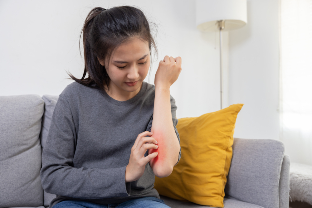 許多人都有濕疹的煩惱,但到底為什麼春天會容易患上濕疹?