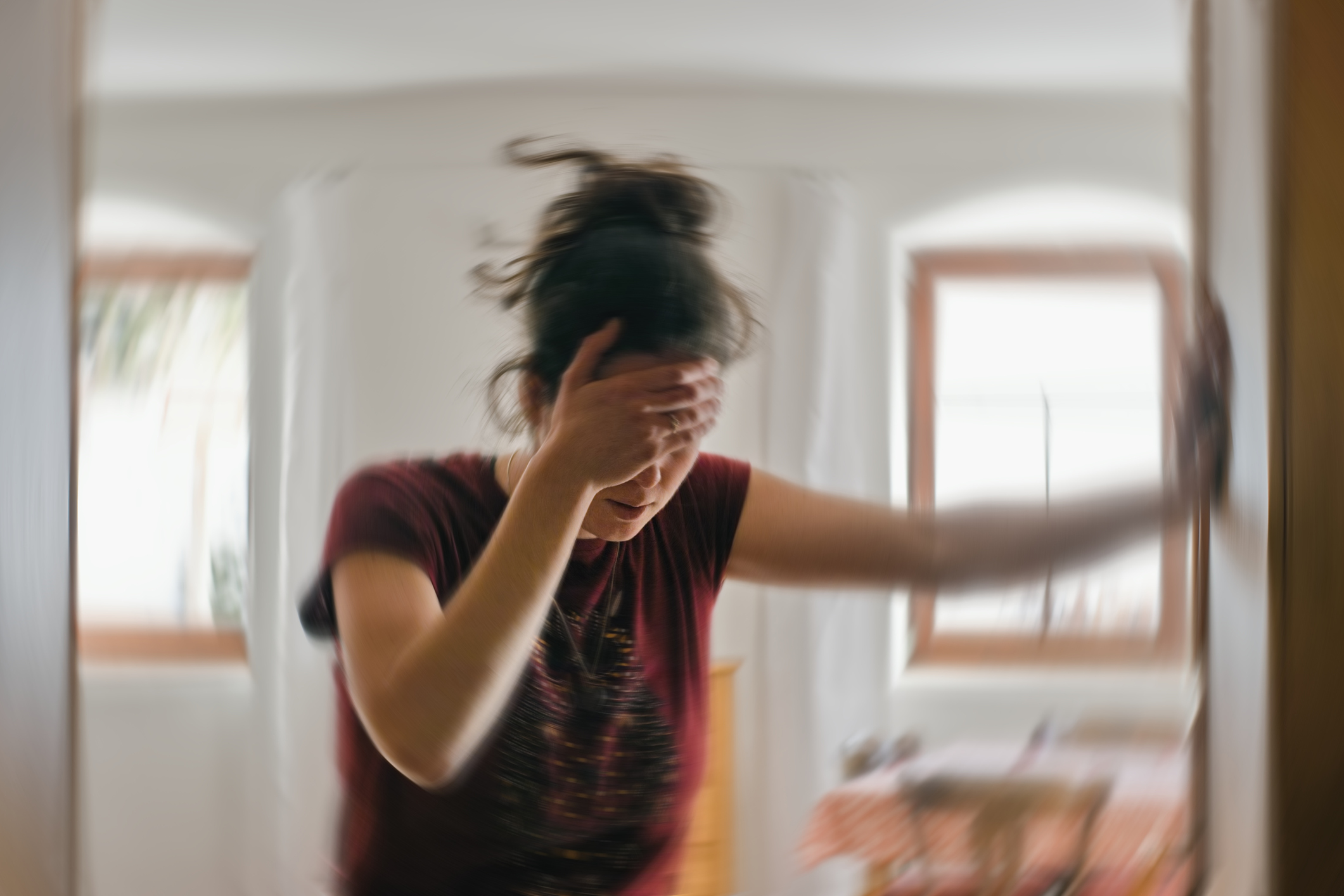 醫生斷定了女子是因為過度換氣(Hyperventilation)與咖啡因中毒(Caffeinrd Induce)。