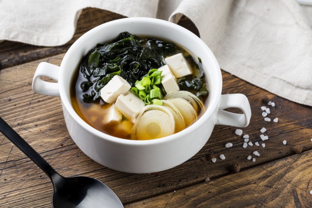 豆腐配紫菜