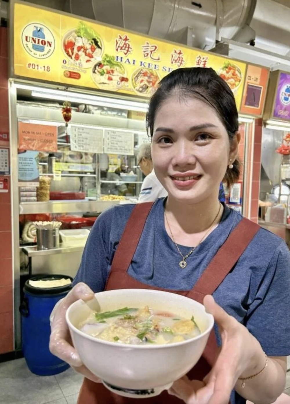 阿煙接手攤檔生意,從零開始學劏魚煲湯。