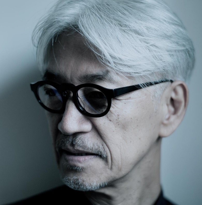 日本配樂大師坂本龍一在上月28日病逝,「享壽71歲」。