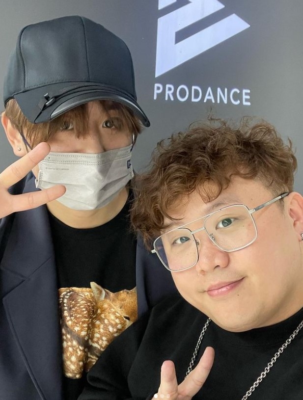 姜濤的身材可以如此快見效，原來是跟了「師傅」好友Error隊長梁業一起做密集式操練。