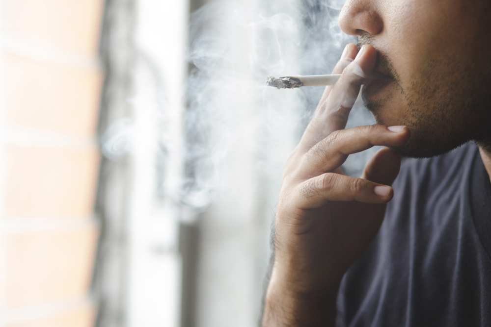 吸煙是肺癌的主要病因。