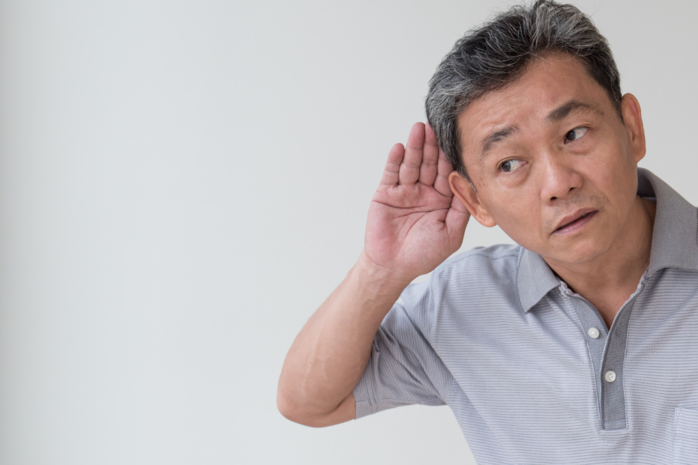 失聰的原因可能是多種多樣的,包括感染、頭部受傷、突發性內耳炎、突發性感音神經性耳聾等等。今