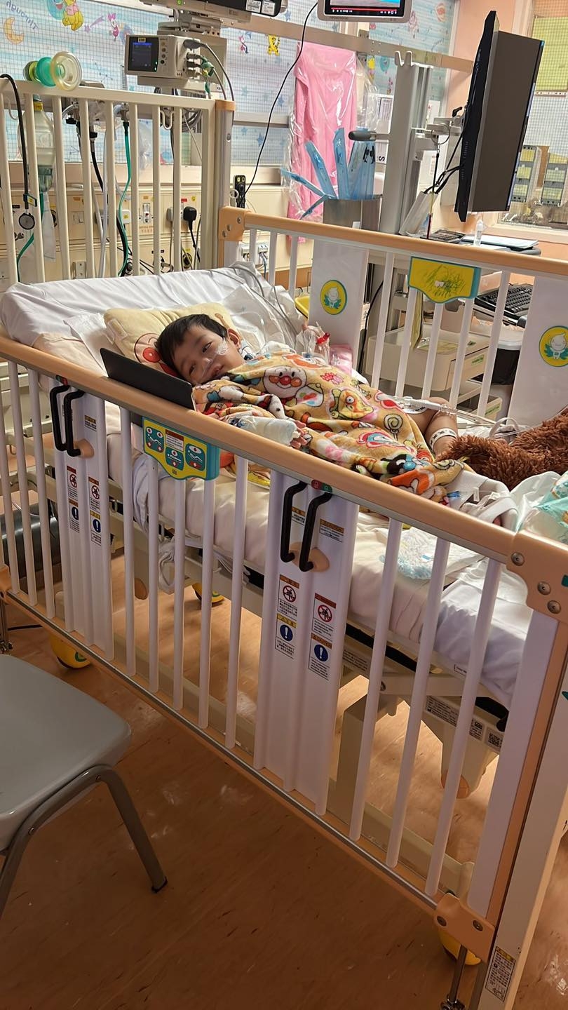 3歲信信病情一直反反覆覆。