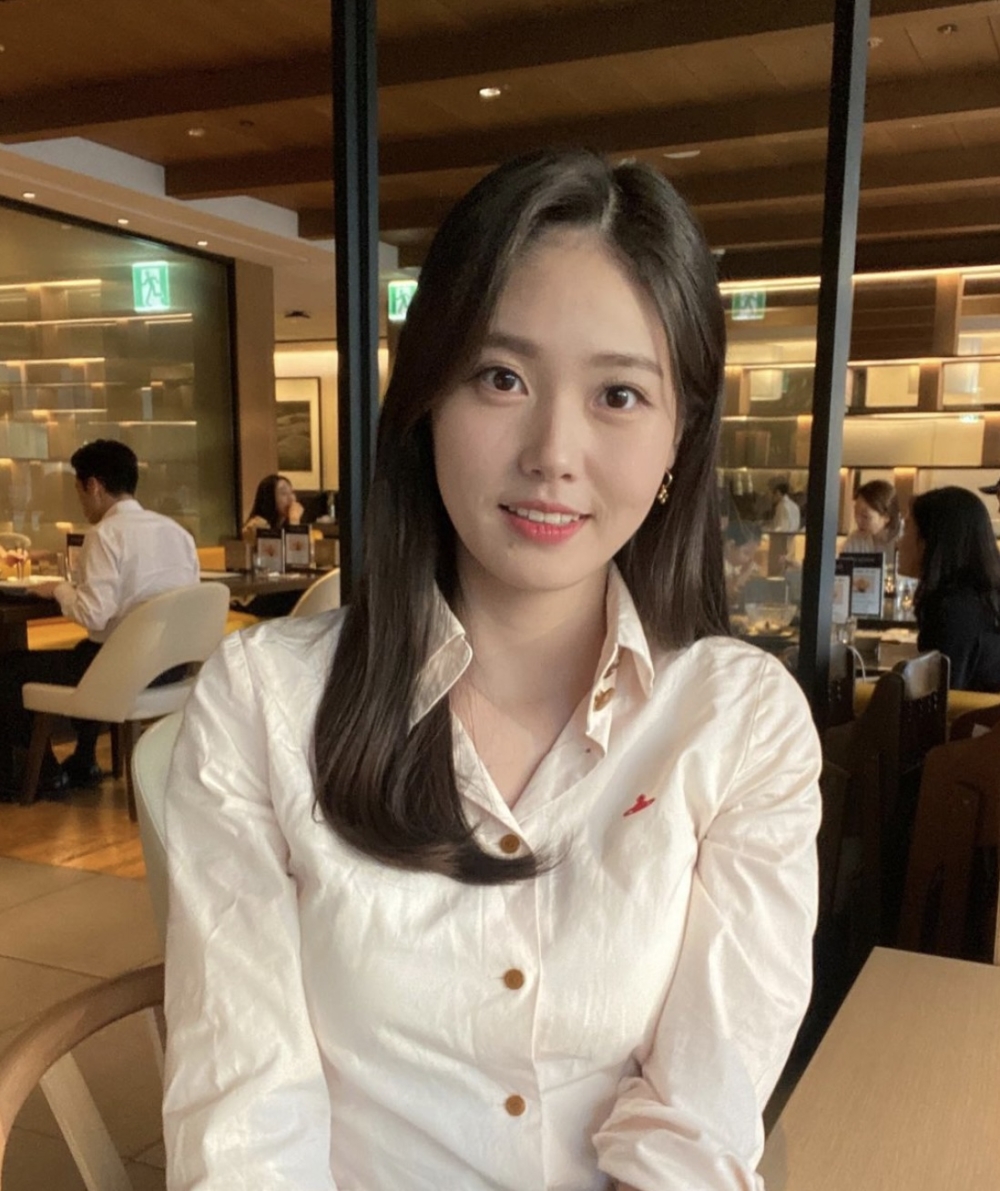 本月17日，李妍濟在社交平台IG發文表示，這2個月來飽受病魔困擾。