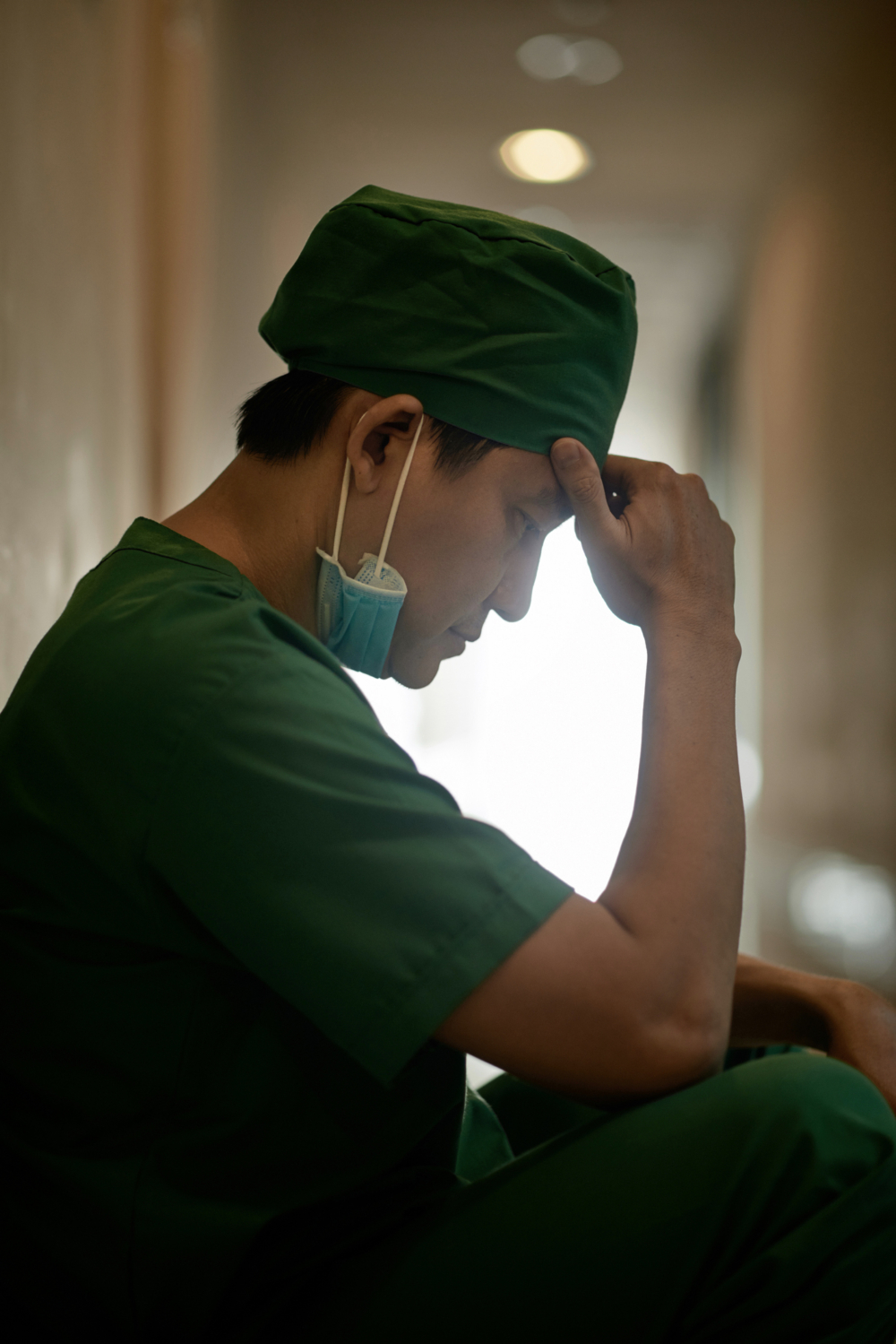 每月減少的收入讓他們產生焦慮情緒。