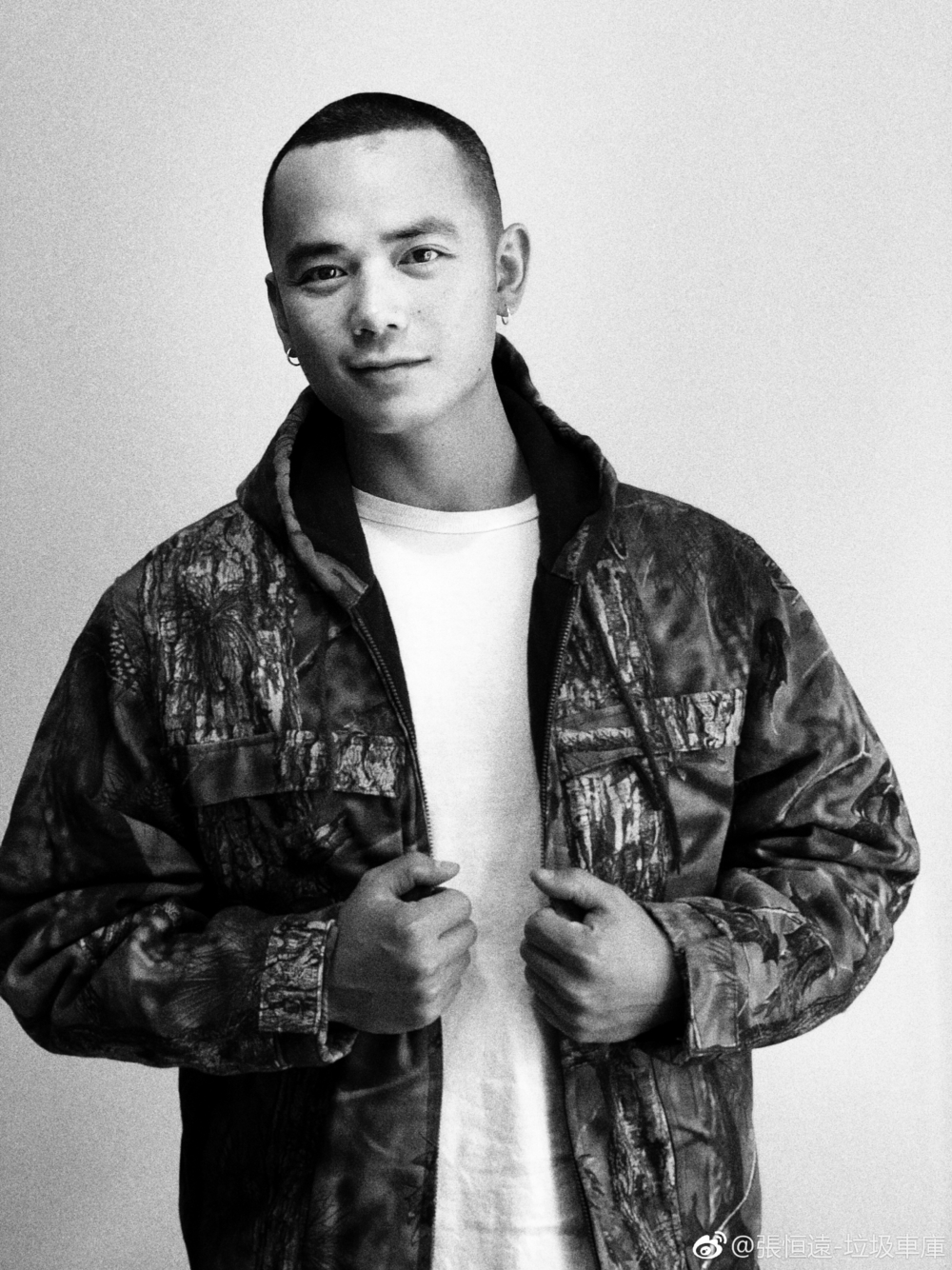 於昨日(14日)突傳出死訊,其妻子畢夏也證實丈夫的病逝,指張恒遠長有黑痣,經診斷後發現患上惡性黑色素瘤。