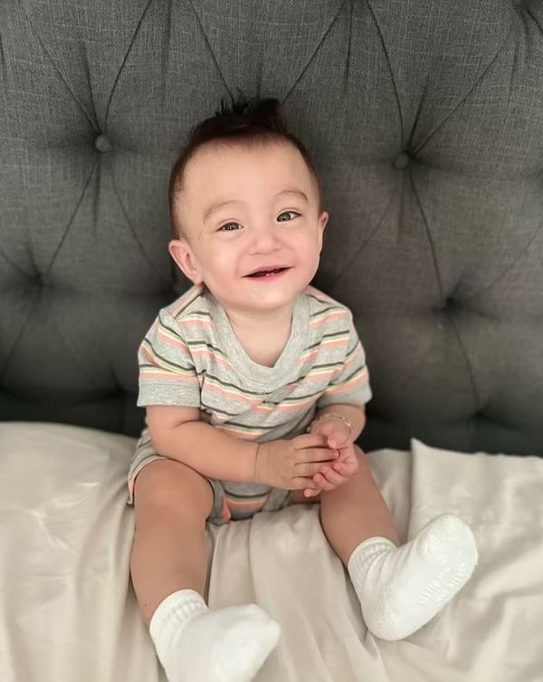 如今James已經茁壯成長,即將滿一歲。