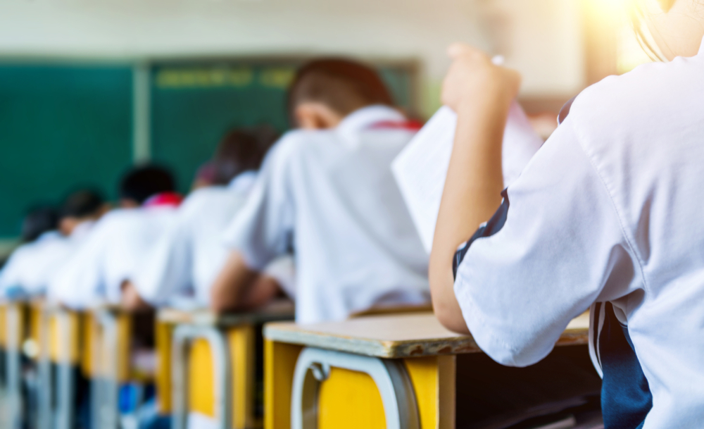 男孩向大家承諾:「我會認真讀書的,不會辜負大家的善心。」
