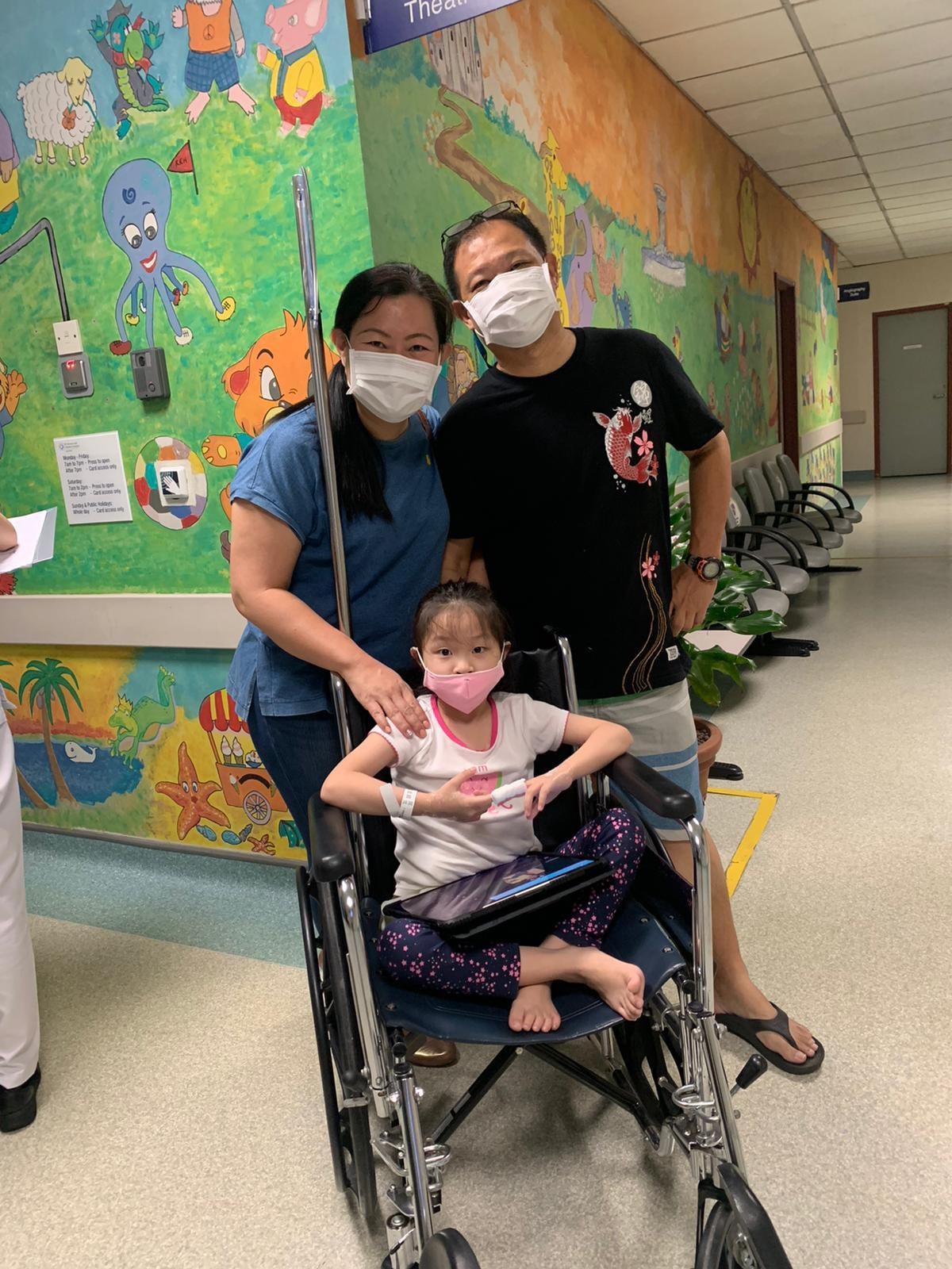 看見女兒接受重大手術的父親,亦提出願意捐出小腸,這也是新加坡第二次進行這個移植手術。