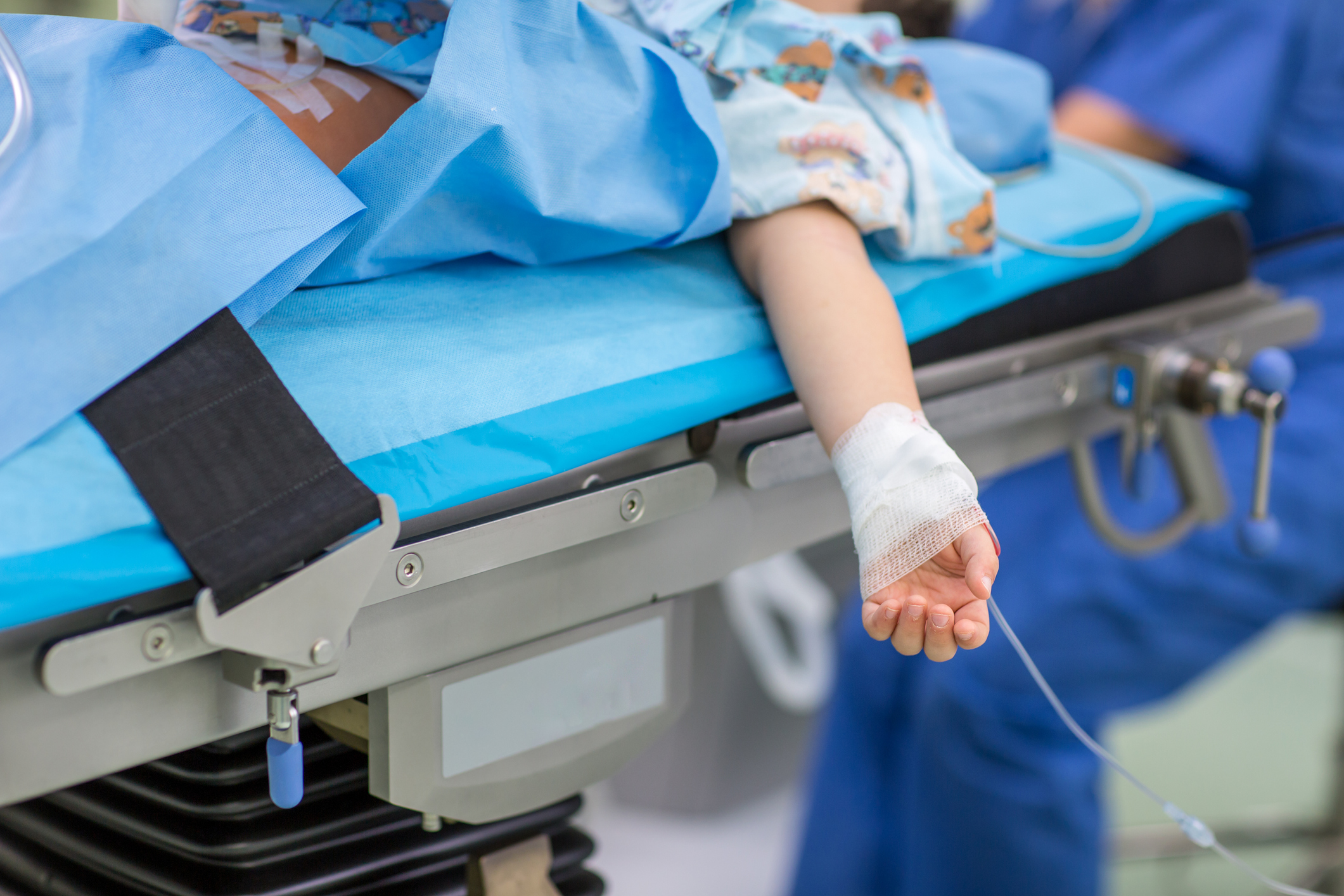 付先生的兒子本於英國留學,但卻在去年10月,在國外突發意外昏迷,在搶救10多日後,最終腦死亡離世。