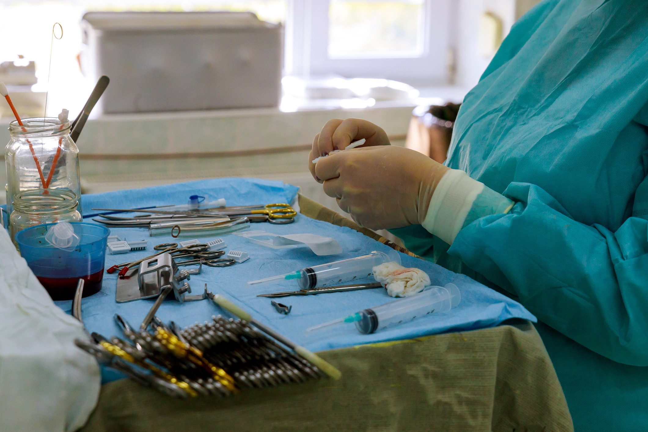 結紮手術是一種外科手術,通常用來阻止人的生育能力,同時這項手術也被稱為絕育手術。