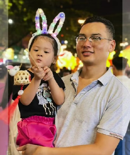 在范明海發布影片後,不少網民為之動容,紛紛為他們一家打氣,也積極鼓勵范明海繼續積極抗癌。