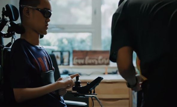 樓印根:隨著時間的流逝,儘管我的肌肉越來越虛弱,但我對瞭解世界的熱情卻有增無減。