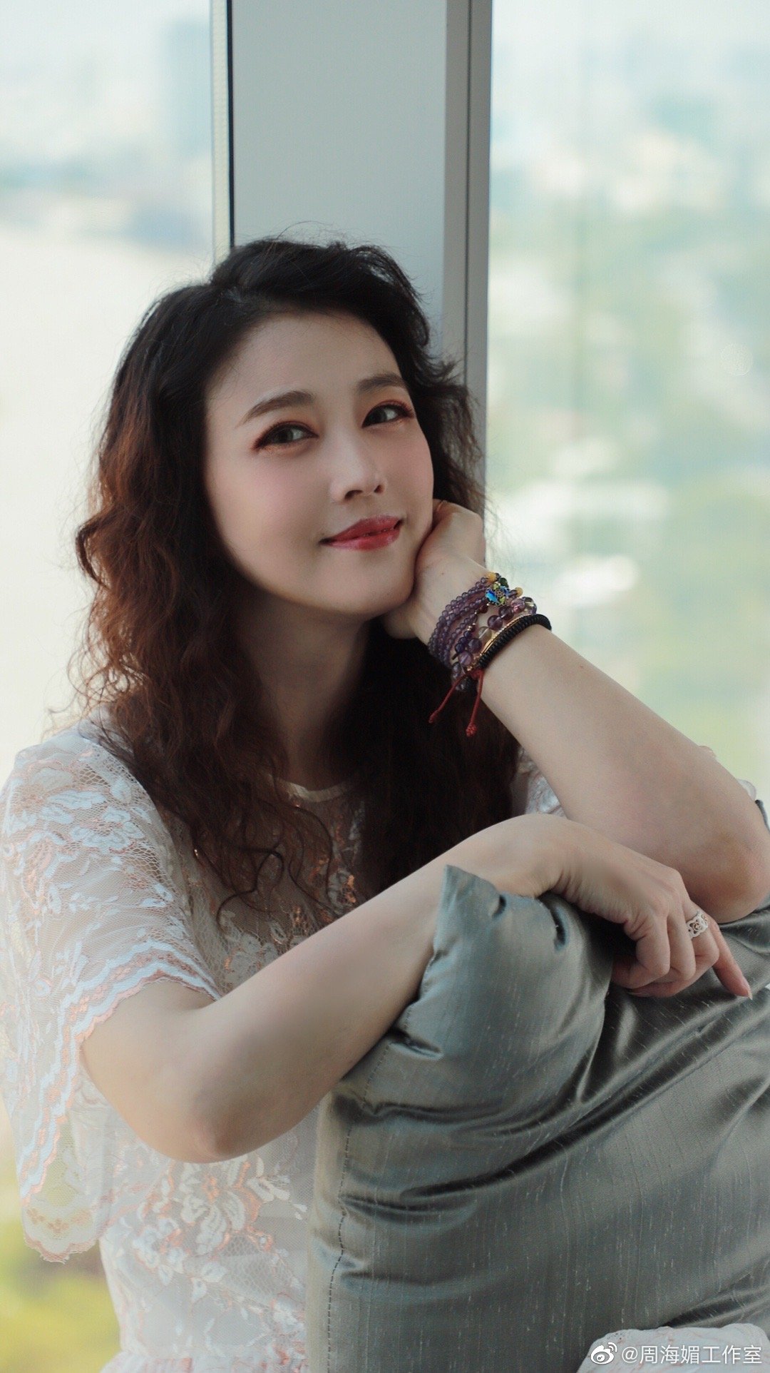 患者病歷在網上的傳播，不少網民對此感到憤怒，狠批泄露患者的隱私有違背醫德行為，同時也認為這是對逝者的不尊重。