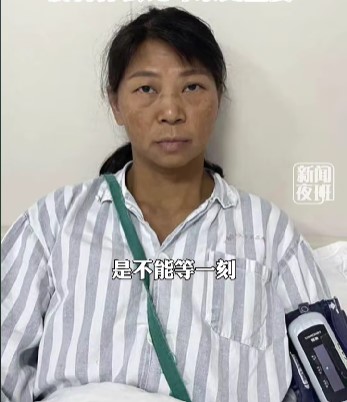 母親看見兒子考上了大學，為了不讓他們憂心，於是選擇默默的忍受病痛，隱瞞自己的病情。