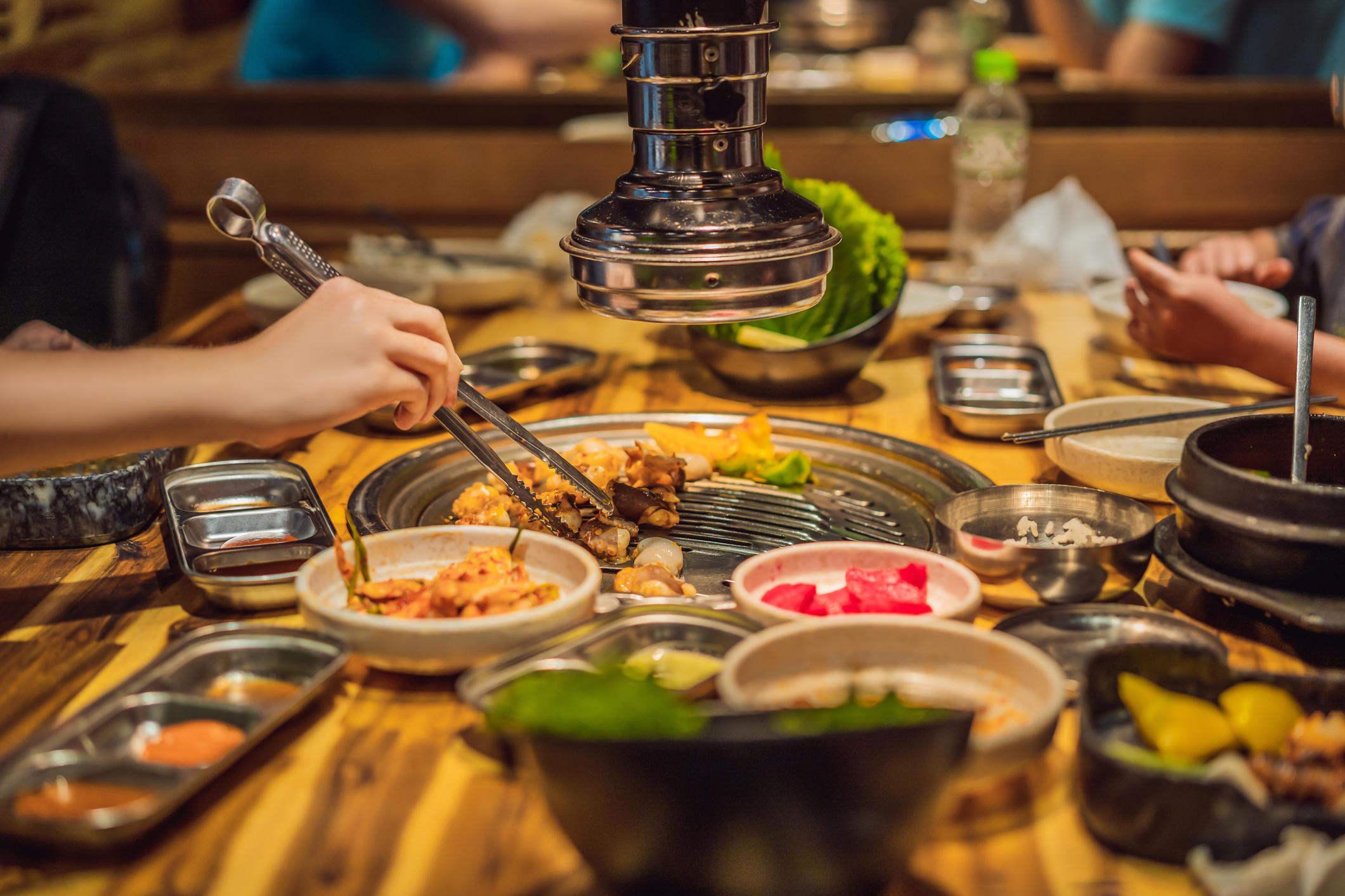 煎、炸、炒、烤、爆等烹煮方式的菜餚也不利於患者消化，也會為患者的腸道帶來刺激感，增加負擔。