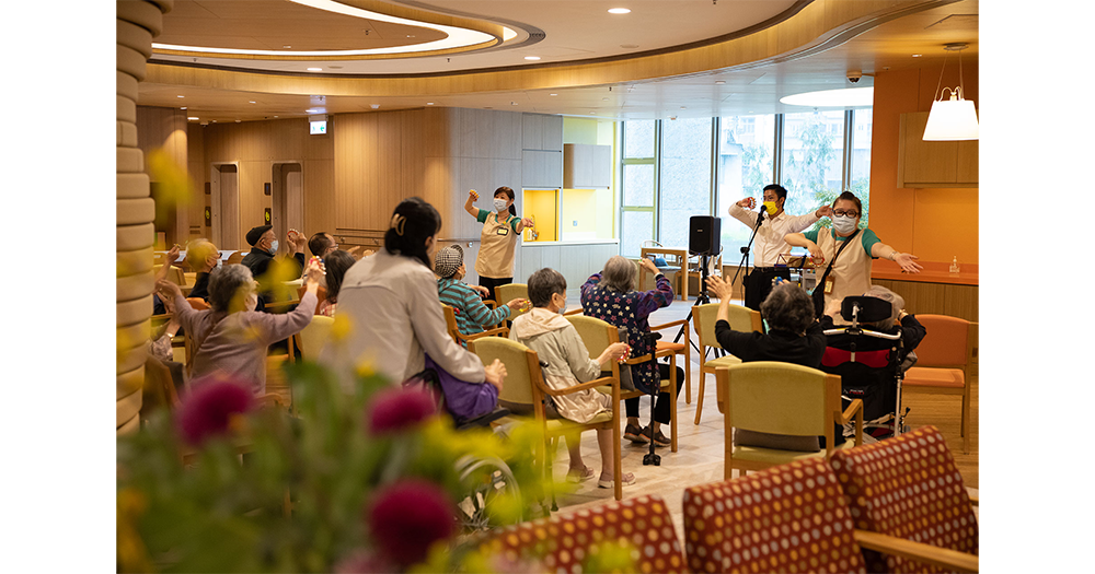 「雋康天地」的日間照護及訓練中心，推出「五感二動」主題訓練，協助長者延緩身體及認知退化。