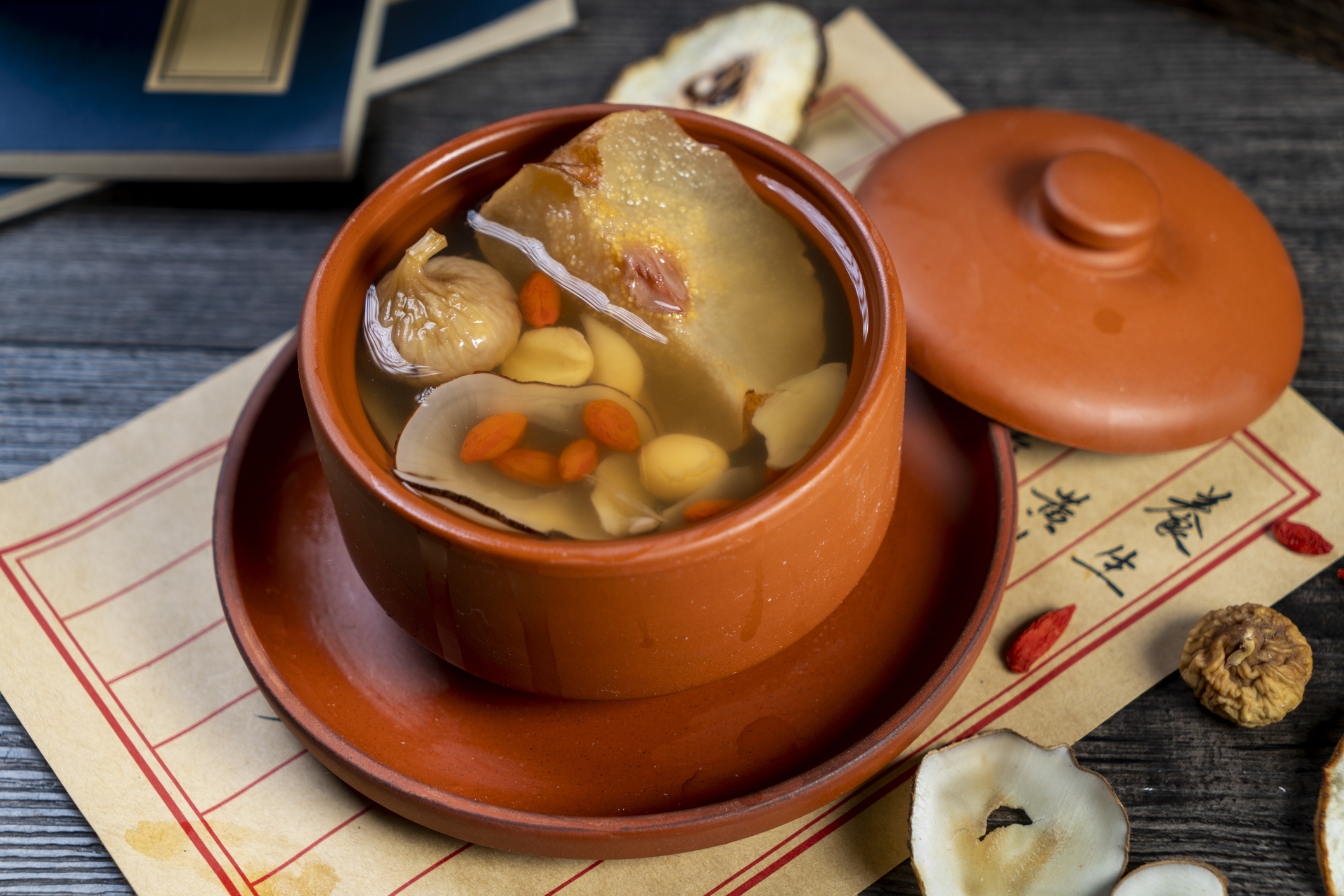 蓮子百合雪梨湯食譜