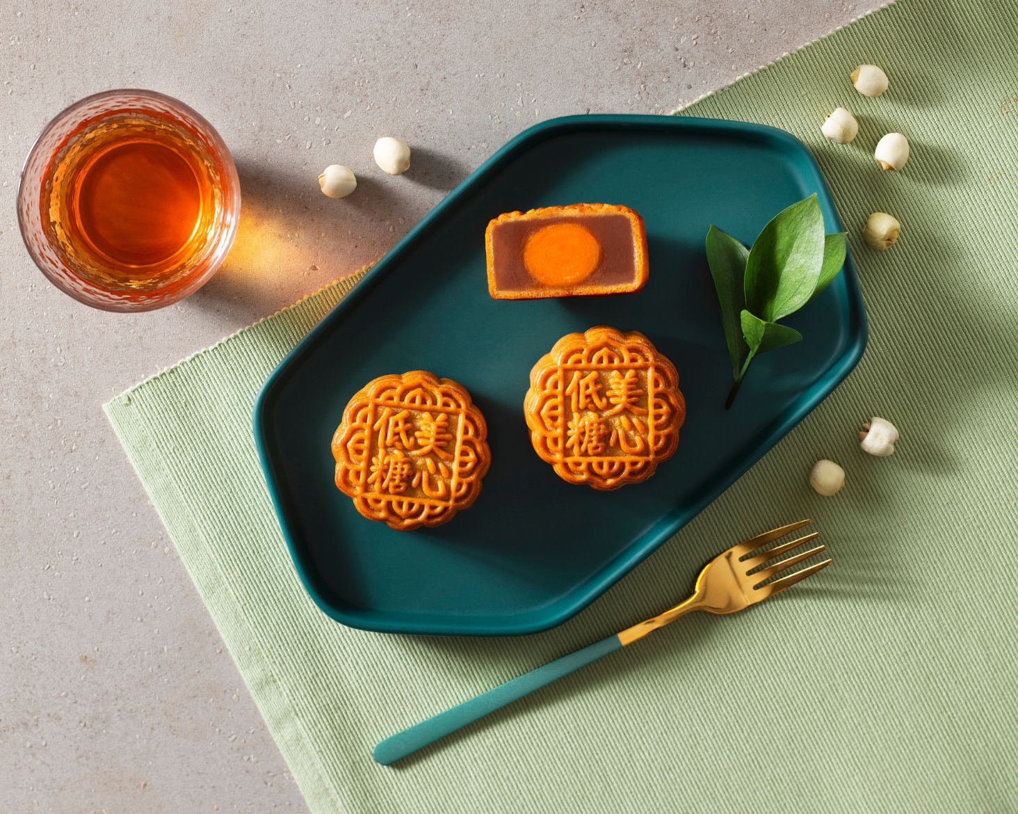 美心低糖蛋黃蓮蓉月餅（1盒6個）、$265