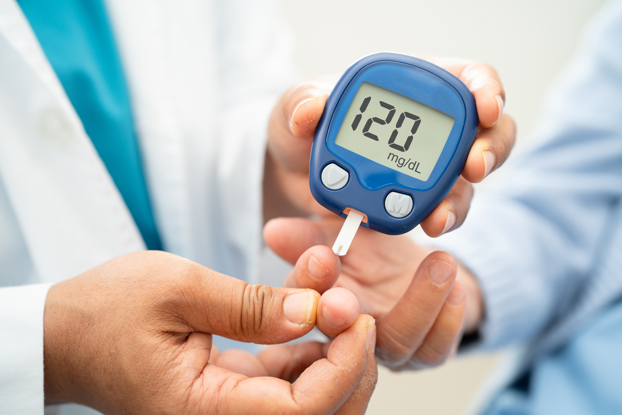 糖尿病患者是罹患白內障高風險群體之一。