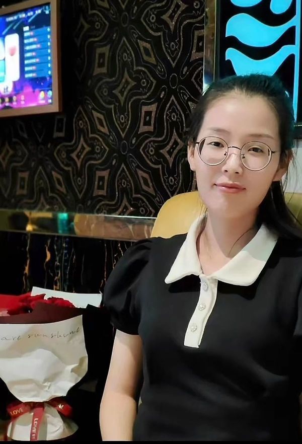 內地29歲抗癌網紅不敵末期腎癌離世，得知自己患癌消息時，她大受打擊，而且不敢告訴家人，惟心中只有一個信念：「嫲嫲還沒享福，我也不能放棄！」