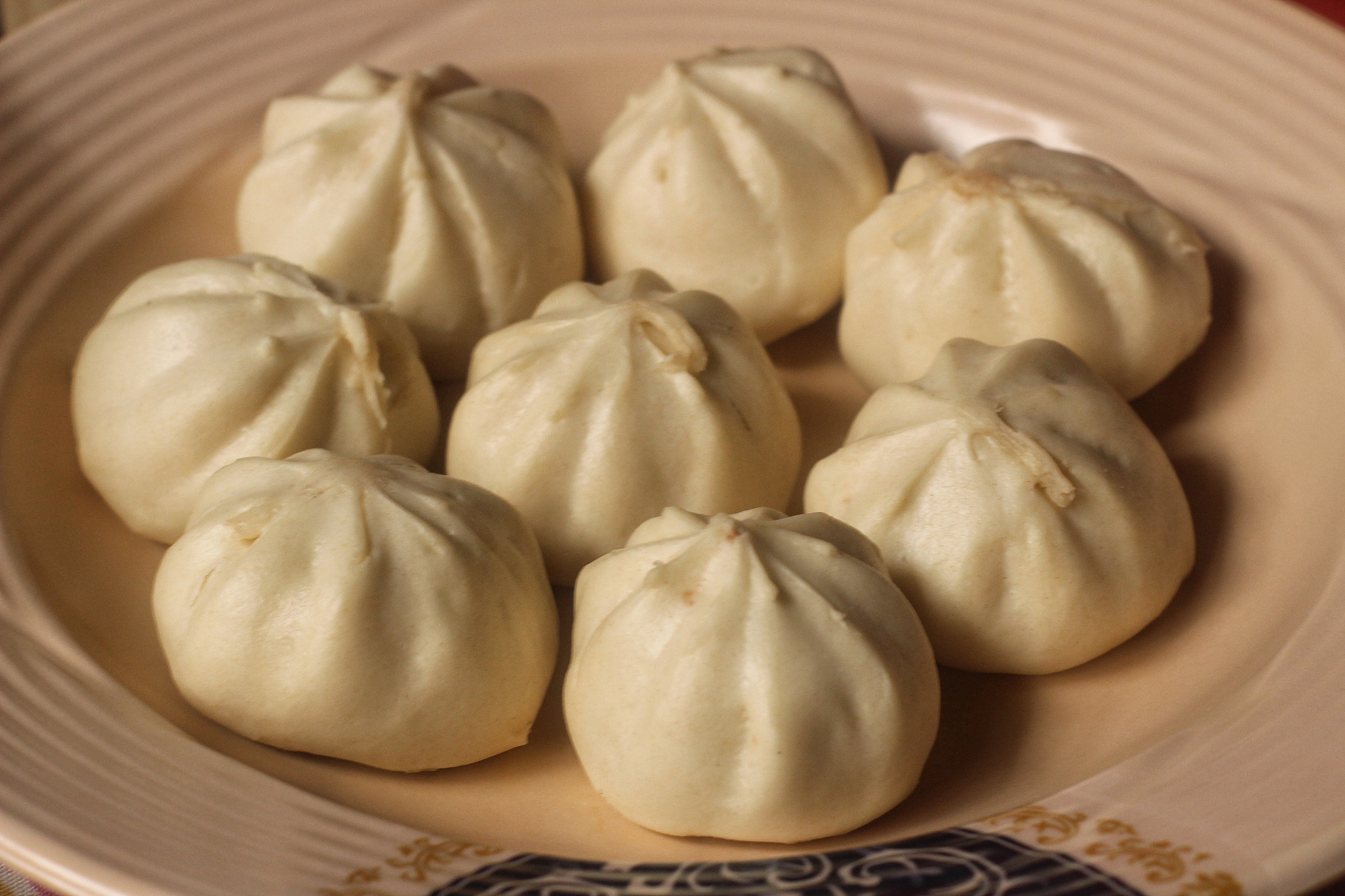 當地人通過食用饅頭與麥餅寄託著「發子發孫大團圓」的美好願望，祈求家庭和樂、子孫昌盛，並增添節日的吉祥氛圍。