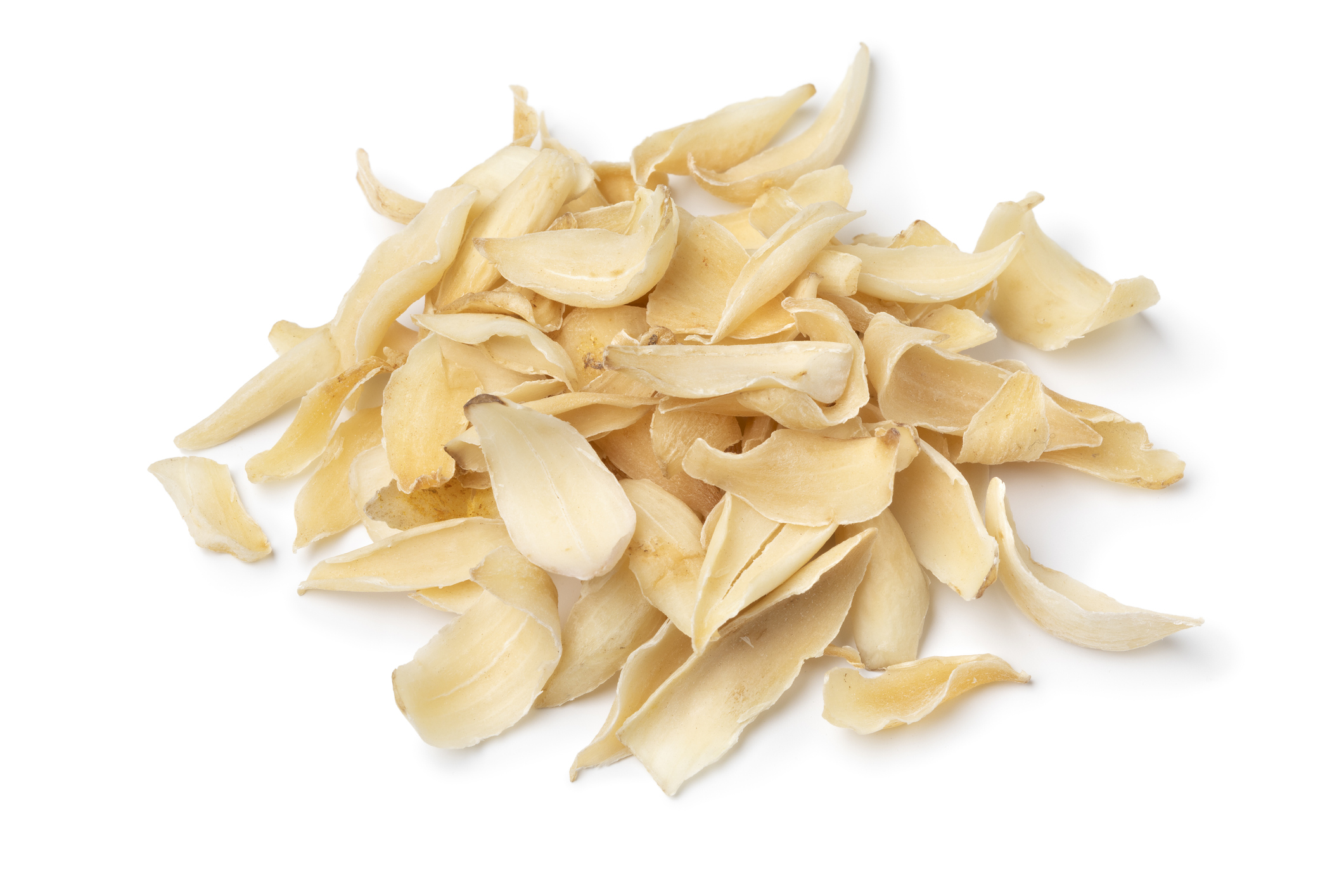 百合是一味清潤寧神的中藥材,搭配合掌瓜同煲能增強潤肺止咳與安神助眠的效果。