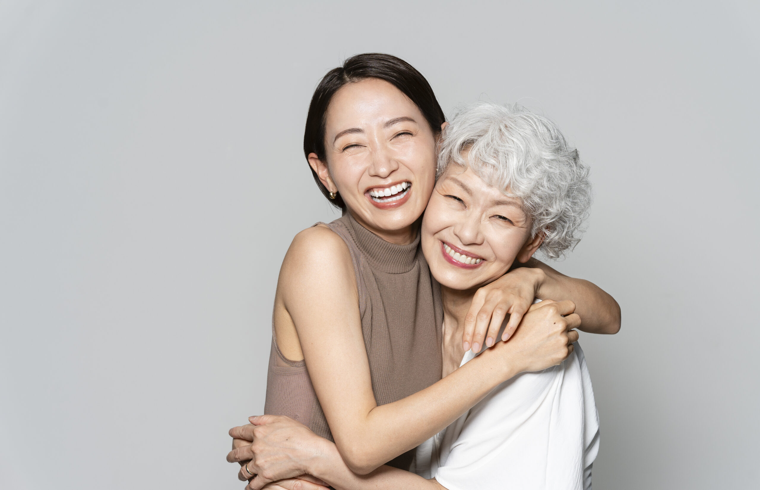 母親節將至,除了送上鮮花和禮物,何不為媽媽的健康加添一份保障?