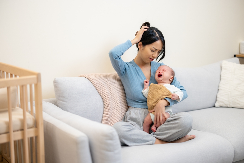 剖腹產寶寶較少接觸產道益菌，有機會影響早期免疫系統的發育，增加對致敏物質（如食物蛋白）的反應。