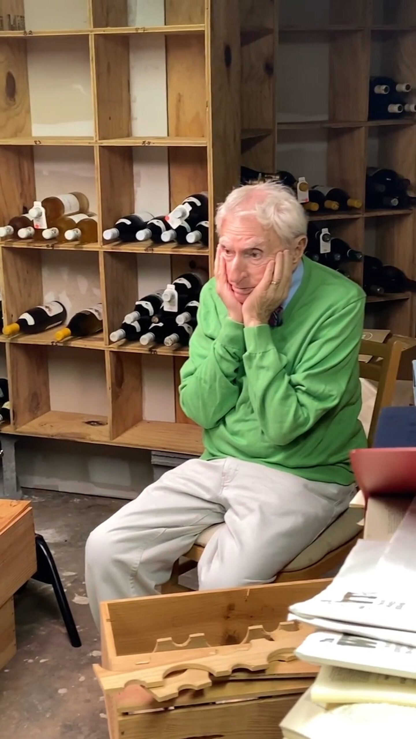 塔克醫生認為,雖然長壽基因(其父母分別活到84歲及96歲)是健康的良好開端,但後天的生活習慣更為重要。