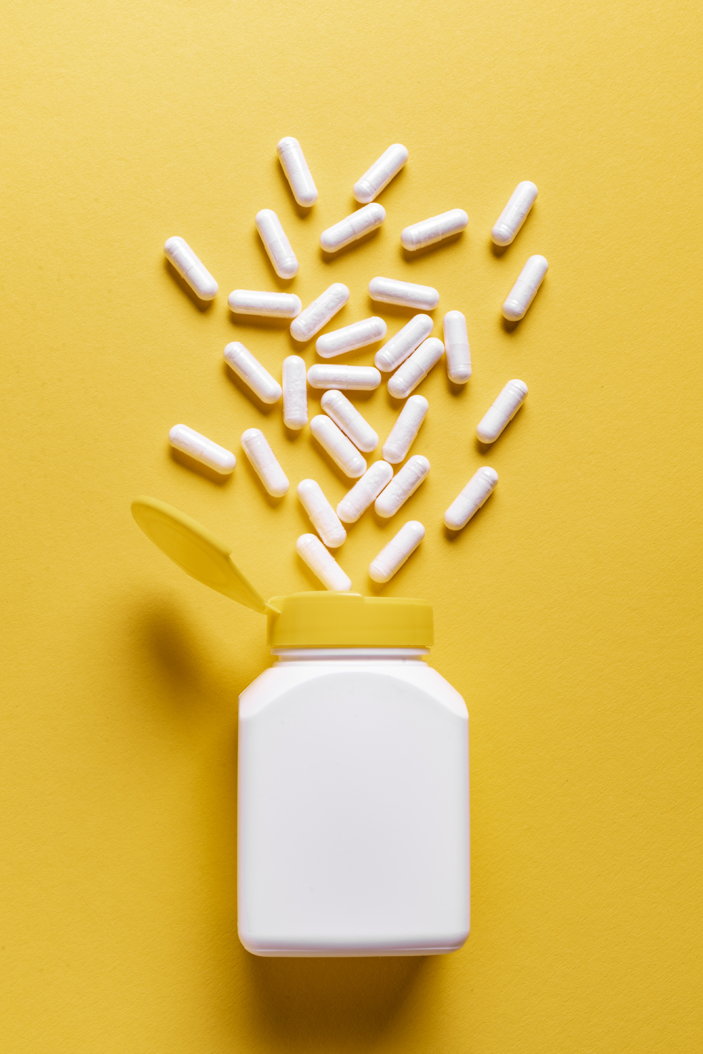 購買NMN產品應綜合評估純度與劑量、協同成分（如白藜蘆醇、TMG）、吸收率，並選擇有第三方檢測報告的信譽品牌，以避開誇大宣傳的陷阱。