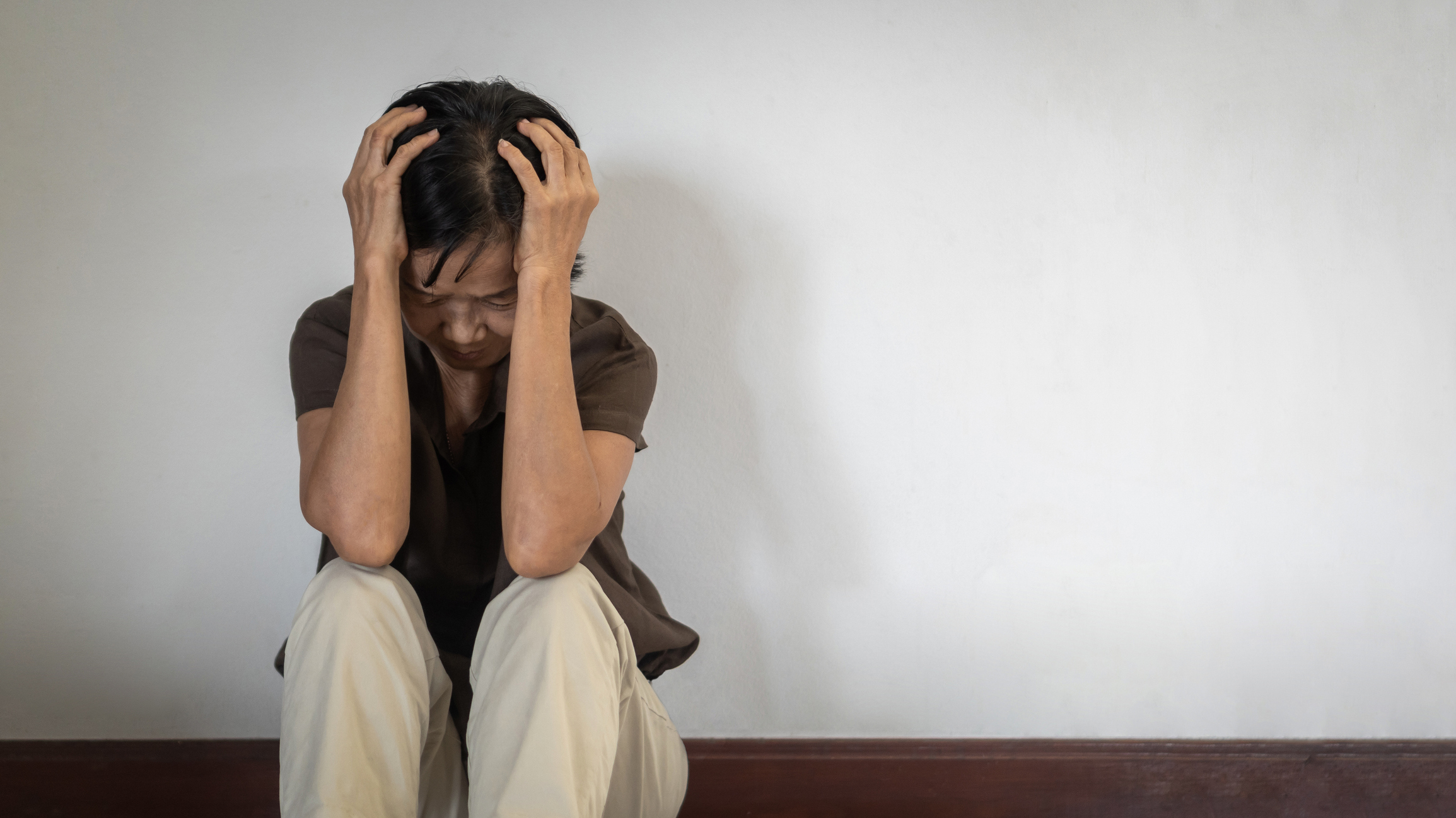 台灣一名營養功能醫學專家的真實案例,卻為我們帶來了令人鼓舞的希望:一名80歲、被診斷為輕度認知功能退化的婆婆,在透過特定的飲食調理半年後,竟成功改善了記憶力,臉上的笑容也變多了!