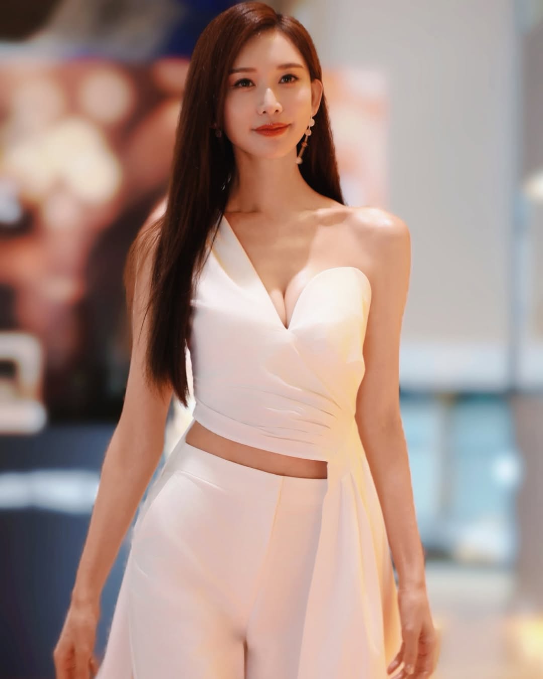 據《健康2.0》報道，林志玲以「豆漿+生雞蛋」飲食法保持少女身材，豆漿常被女明星用作減肥輔助食品，如日本女藝人柳百合菜及北川景子都曾試過多飲豆漿等豆製品來幫助減肥。