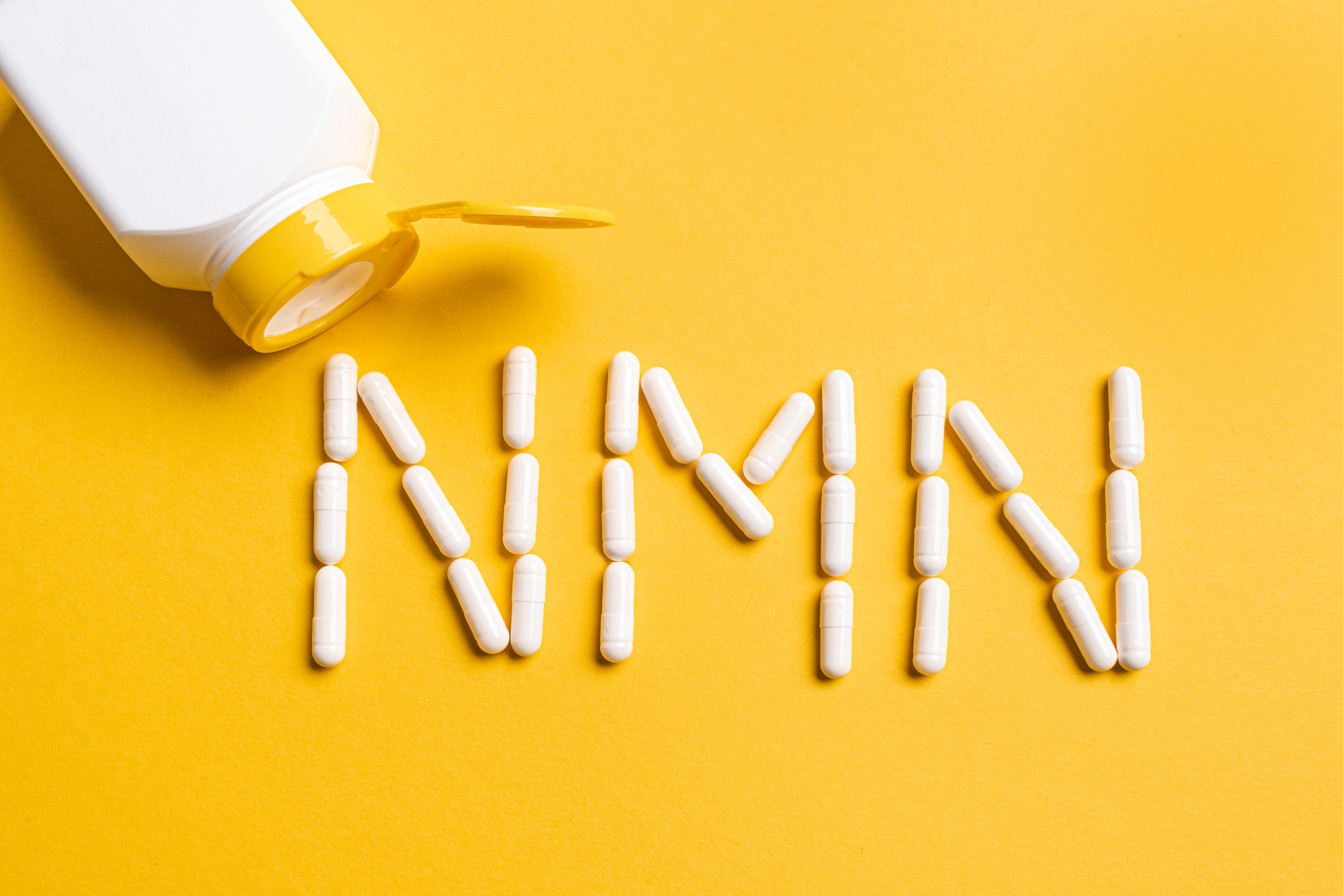 NMN在我們的身體中扮演著關鍵角色，就像是為身體的能量工廠提供頂級燃料。