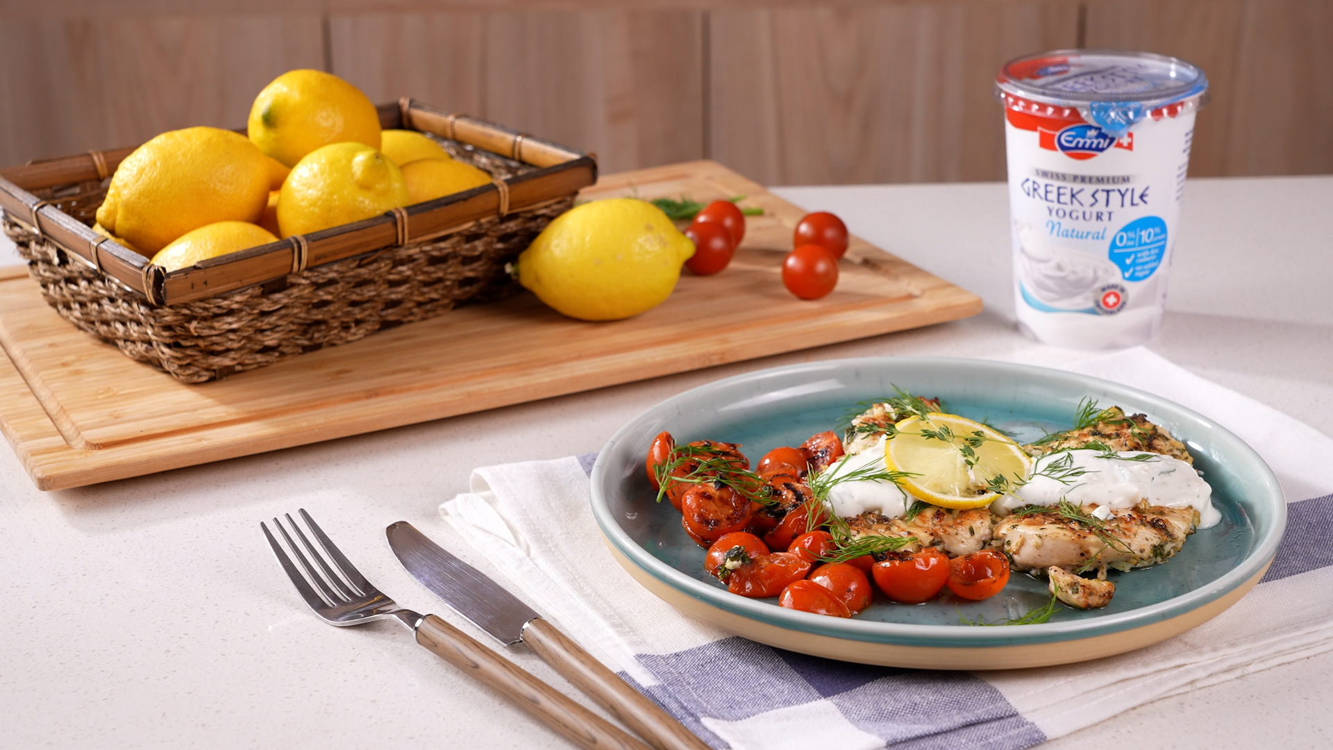 運動後攝取15-20g乳清蛋白可提升肌肉蛋白合成率50-70%。