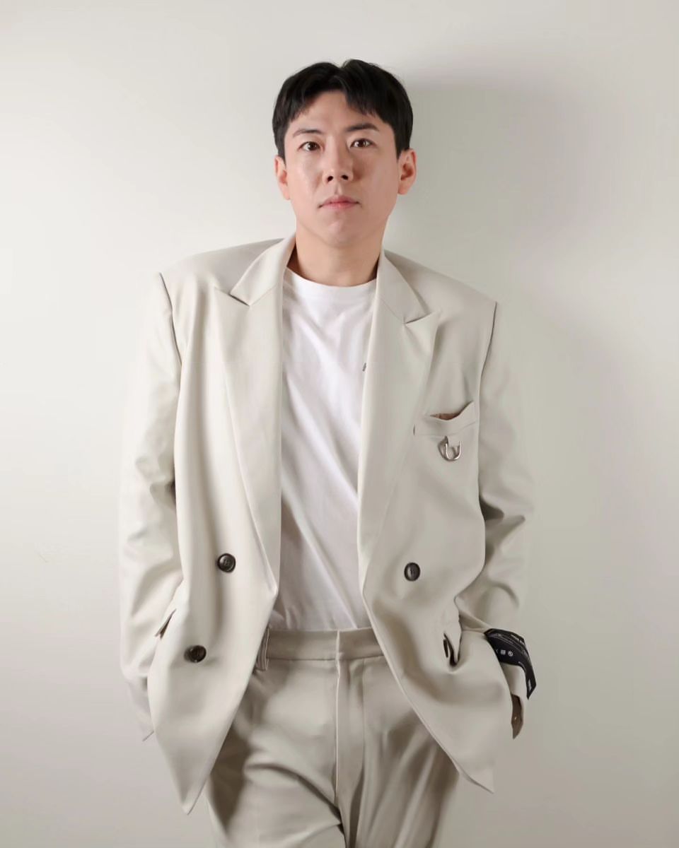 南韓喜劇演員梁世燦,近日在節目中驚人自揭,早於12年前便已罹患甲狀腺乳頭癌,至今仍需每日服藥控制。