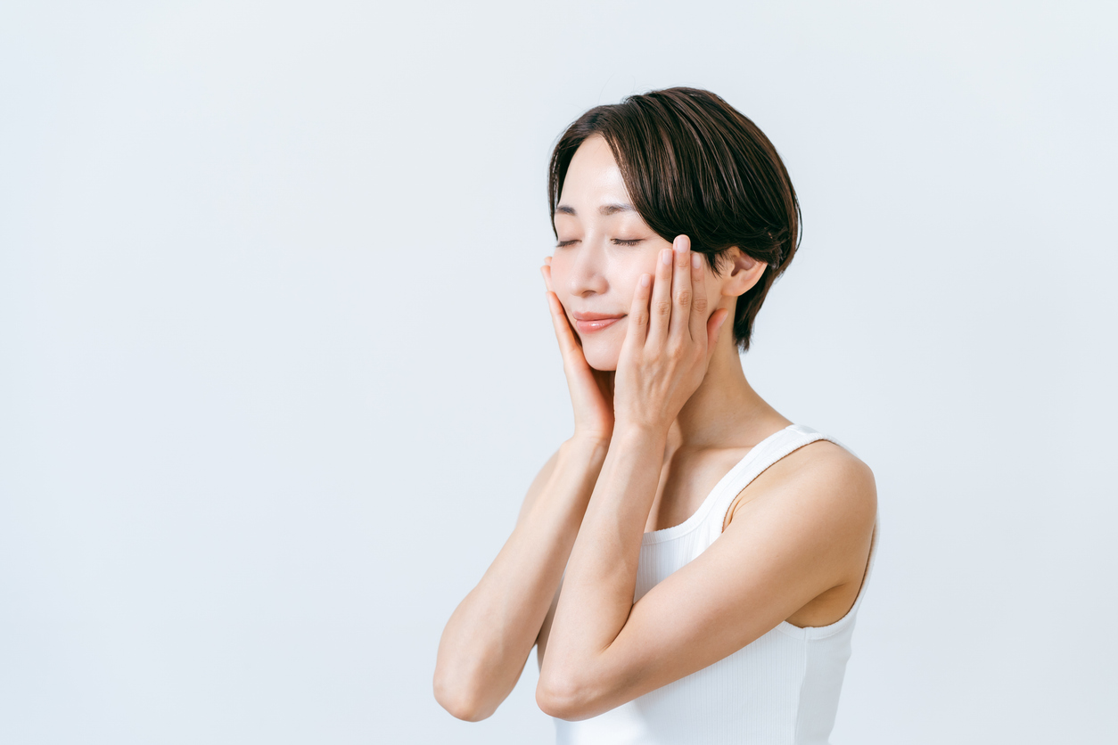 外泌體是細胞分泌的修復成分，而水光針是一種導入技術，醫美常將兩者結合為「外泌體水光針」來達到保濕、修復和抗老的效果。